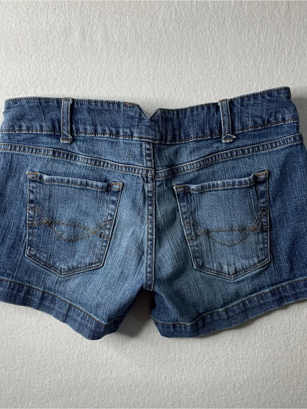Mossimo Denim Mini Shorts Women's Large Y2K Low Rise Cut Off Jean Shorts Indie